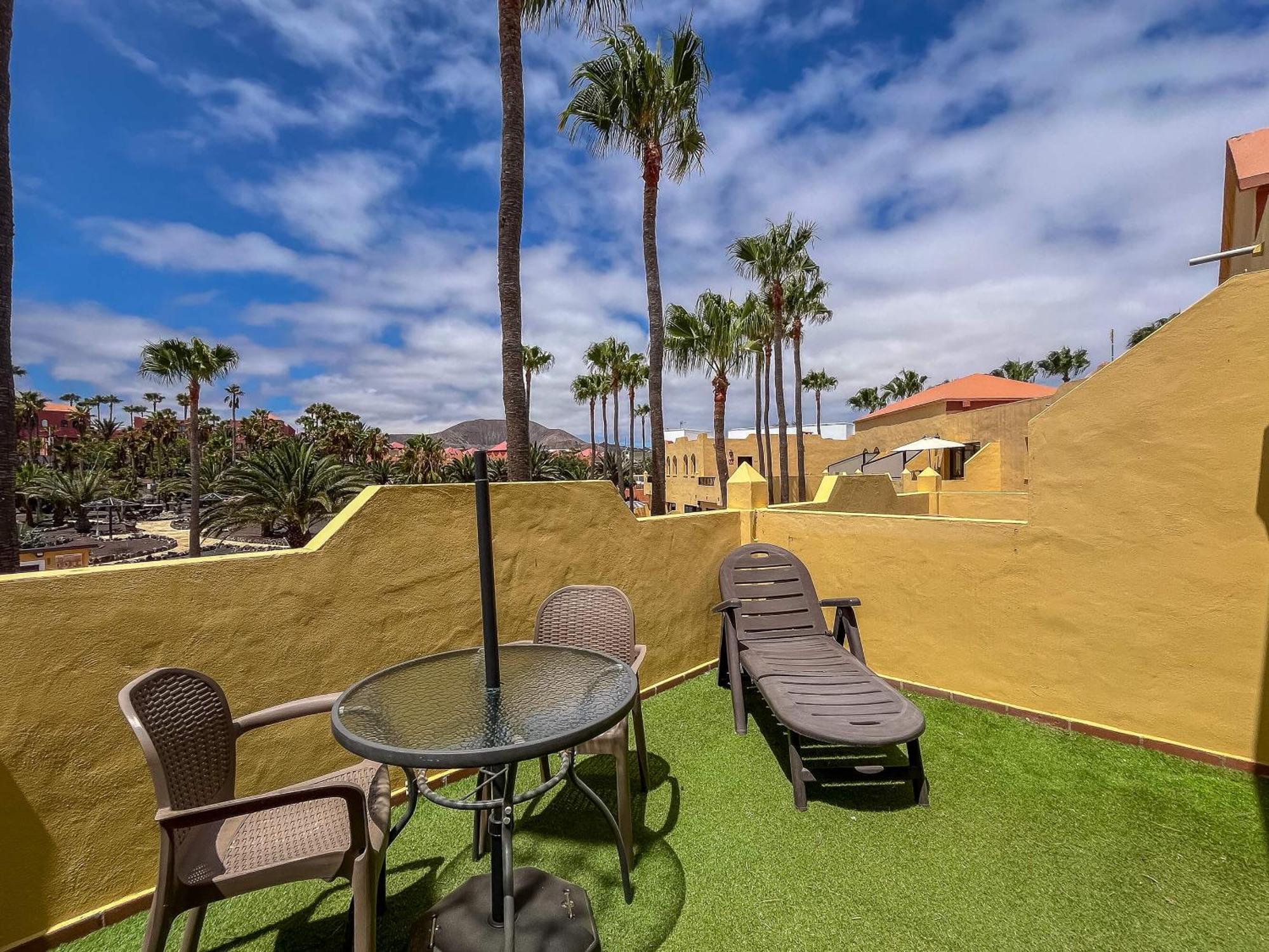 Oasis Royal 12 apartamento vista piscina Corralejo by Lightbooking Exterior foto
